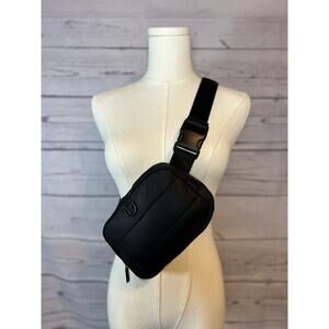 Lululemon Wunder Puff Everywhere Belt Bag Black Crossbody Camera Bag 1L
